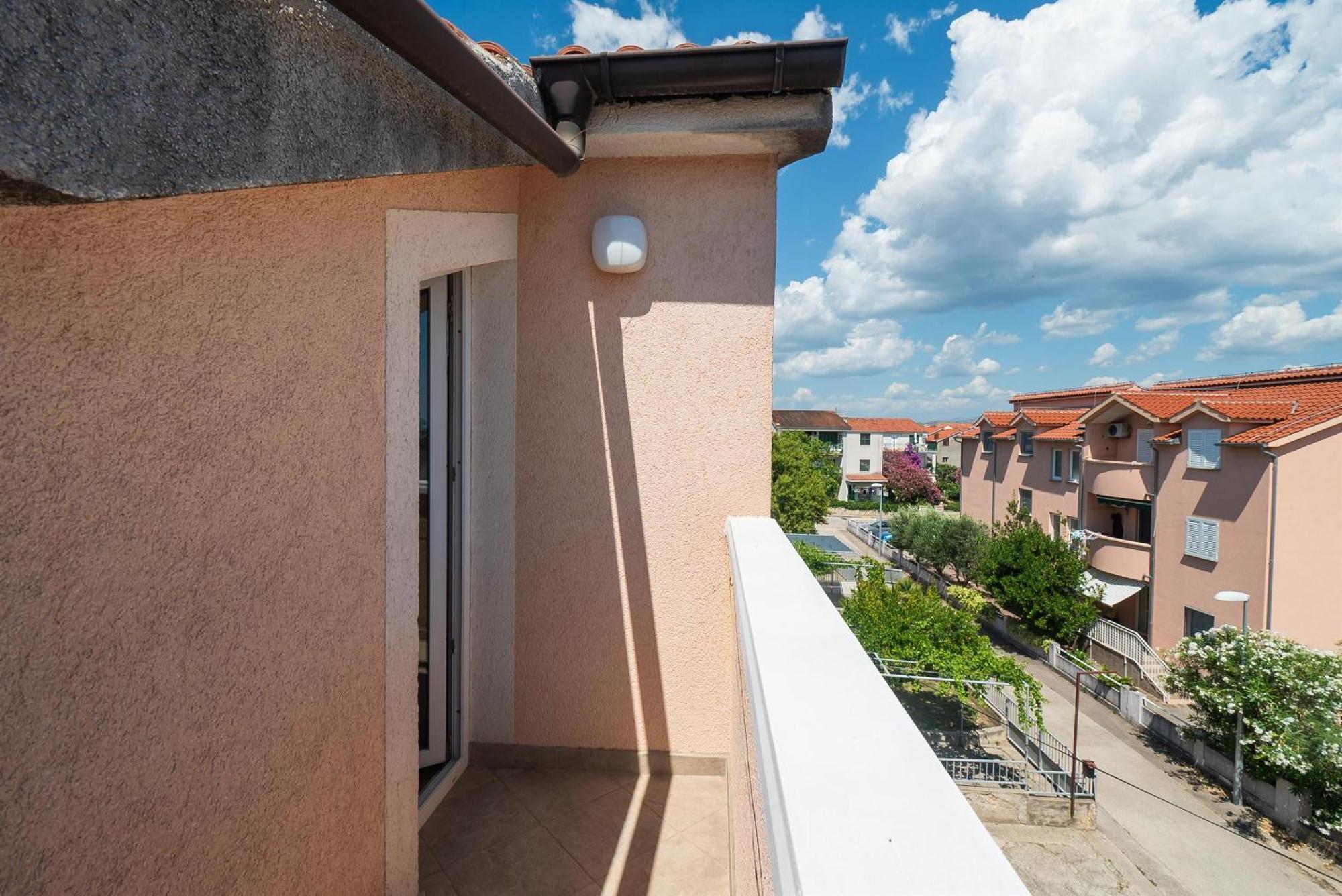 Apartments And Rooms Mladen Vodice Room photo